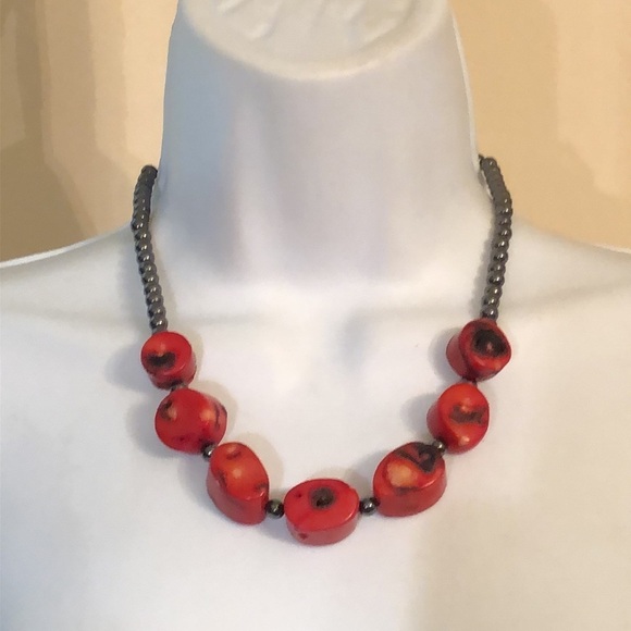 Hematite and Coral bead statement necklace boho - Picture 3 of 6